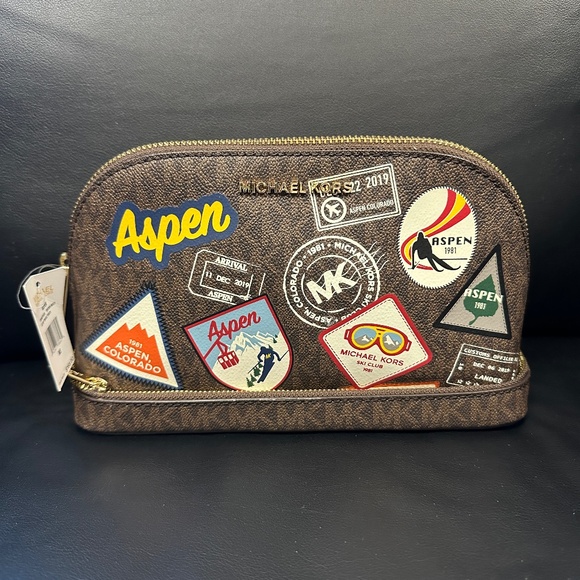 NWT! Michael Kors Aspen Colorado Coated Canvas Travel Signature Cosmetics  Pouch - Picture 1 of 10
